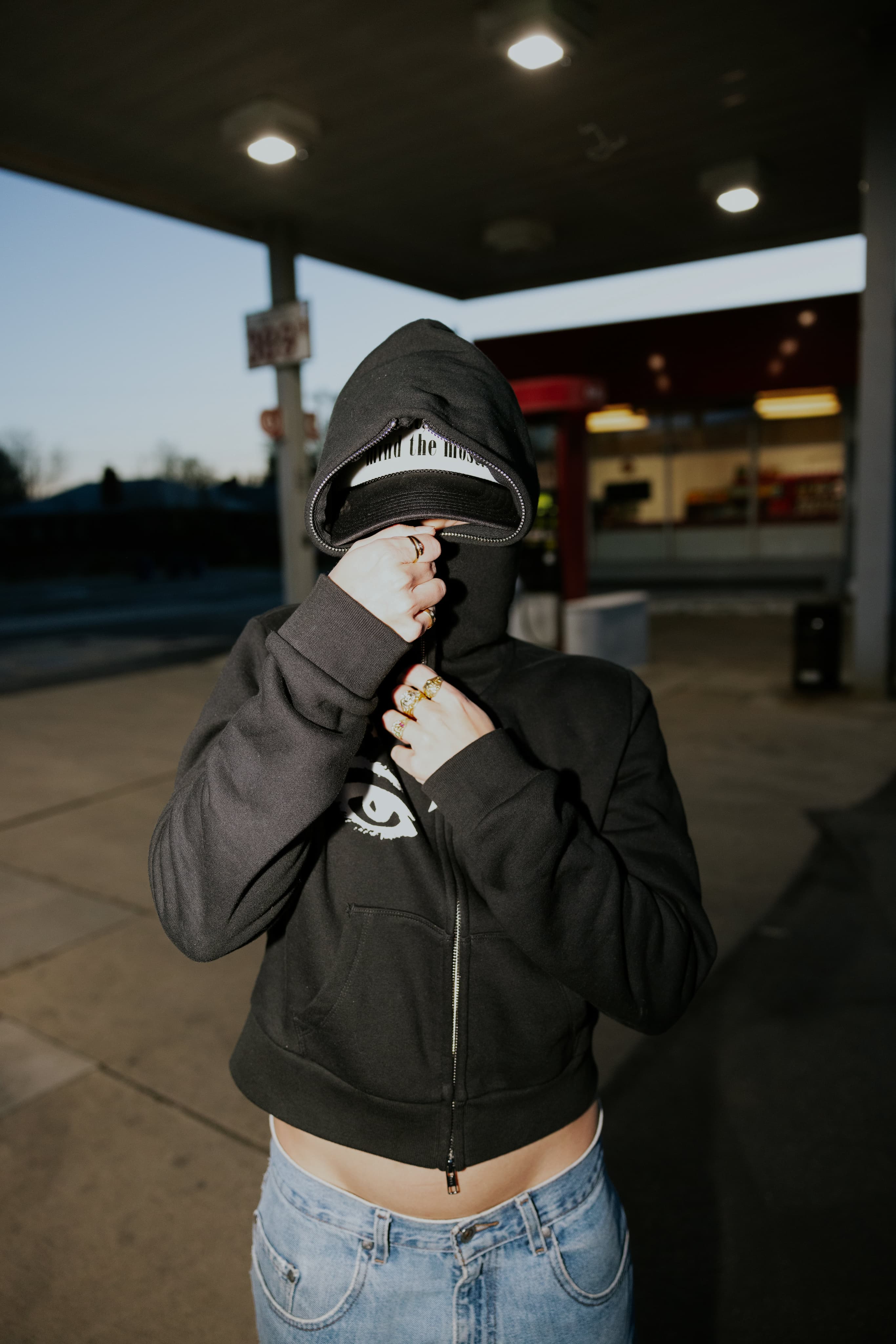 Newworld Cropped Body Bag Full-Zip Hoodie