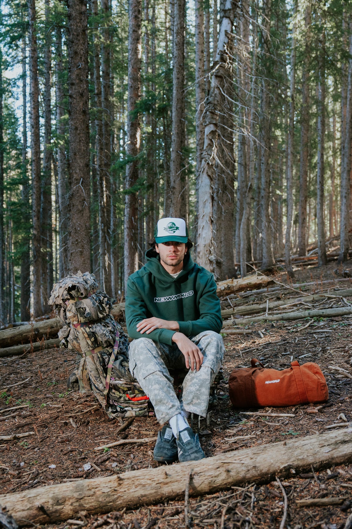 Newworld Globe Trucker Hat